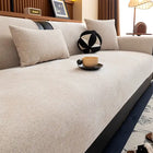 couverture de protection canapé beige texturée Oscar et Plume ajustée et lavable avec coussins décoratifs et tasse