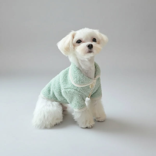Manteau fausse fourrure petit chien de couleur verte avec col et boutons élégants