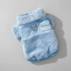 Manteau petit chien bleu clair en tissu doux et chaud avec col et manches courtes