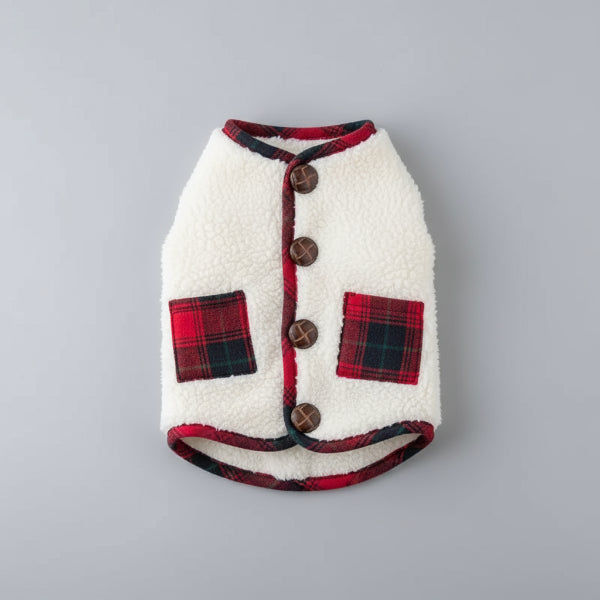 Manteau polaire chien Noël en fausse fourrure avec poches en tartan rouge et boutons en bois