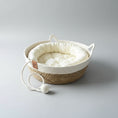 Charger l'image dans la visionneuse de la galerie, Panier chat en jacinthe d'eau avec coussin doux et design cosy pour le confort de votre animal
