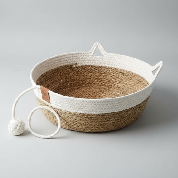 Panier chat en jacinthe d'eau avec oreilles de chat, parfait pour le repos de votre animal