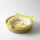 Panier chat en jacinthe d'eau jaune avec oreilles et coussin doux pour confort optimal