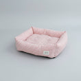Charger l'image dans la visionneuse de la galerie, Panier vichy pour chien et chat en tissu rose à carreaux avec rembourrage doux
