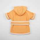 Peignoir chien avec ceinture en orange doux, idéal pour garder votre animal au chaud après le bain