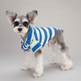 Charger l'image dans la visionneuse de la galerie, Polo rayures pour petit chien en bleu et blanc, idéal pour les promenades élégantes
