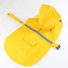 Poncho imperméable pour chien jaune avec capuche et bande réfléchissante par Oscar et Plume