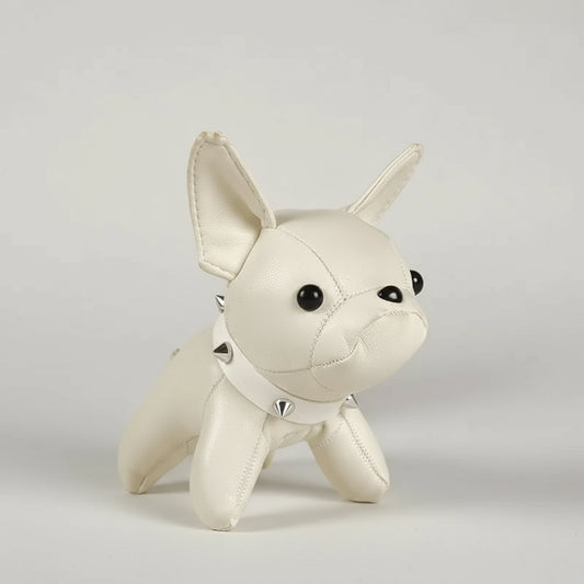 Porte-clés bouledogue en cuir blanc avec clous argentés signé Oscar et Plume