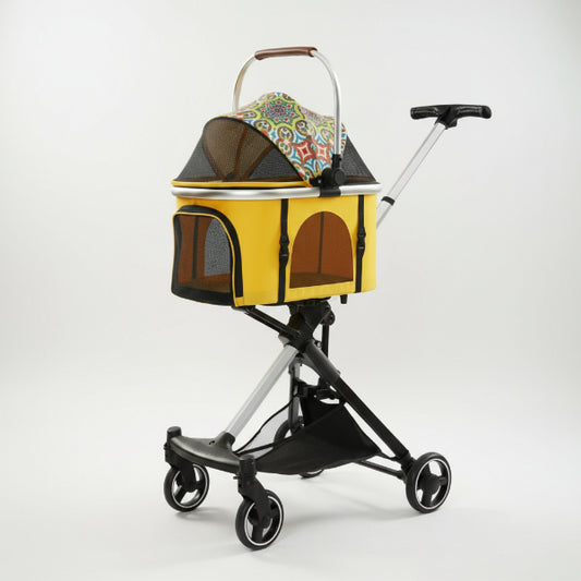 Poussette pliable pour chien jaune avec capote décorée et structure légère Oscar et Plume