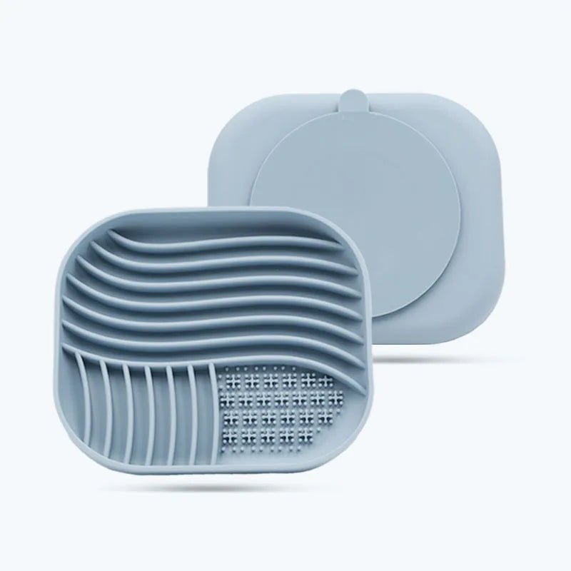 Gamelle anti-glouton silicone grise avec compartiments et design ondulé pour ralentir la prise alimentaire