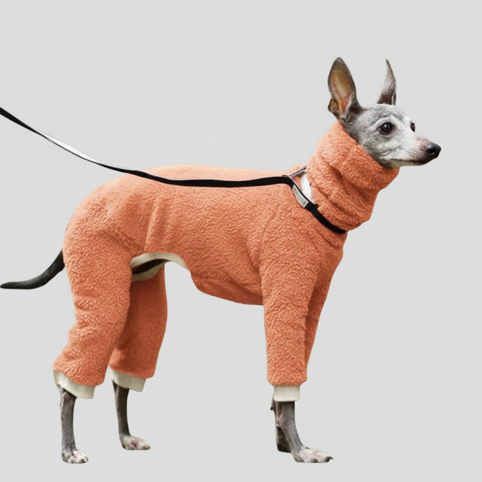 Pull polaire pour lévrier en orange doux avec col montant et manches longues