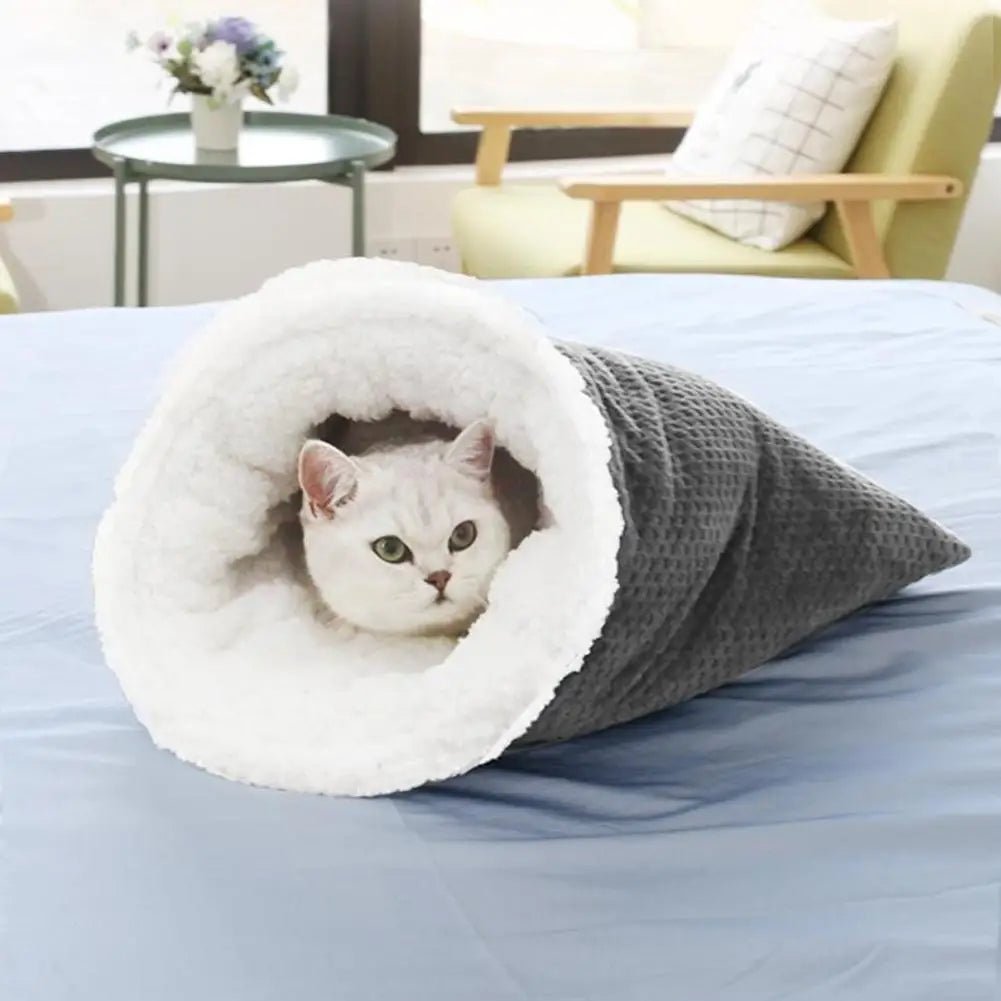 Sac de couchage doublé en peluche douce pour chat - Oscar et Plume