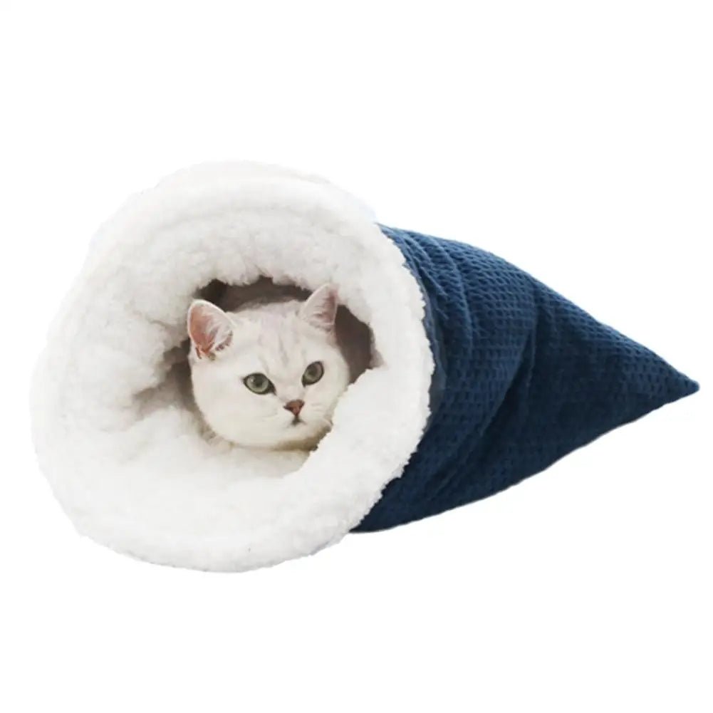 Sac de couchage doublé en peluche douce pour chat - Oscar et Plume