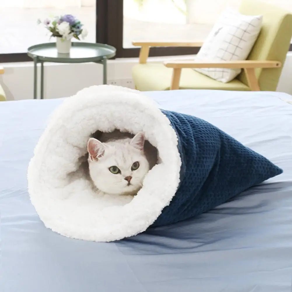 Sac de couchage doublé en peluche douce pour chat - Oscar et Plume