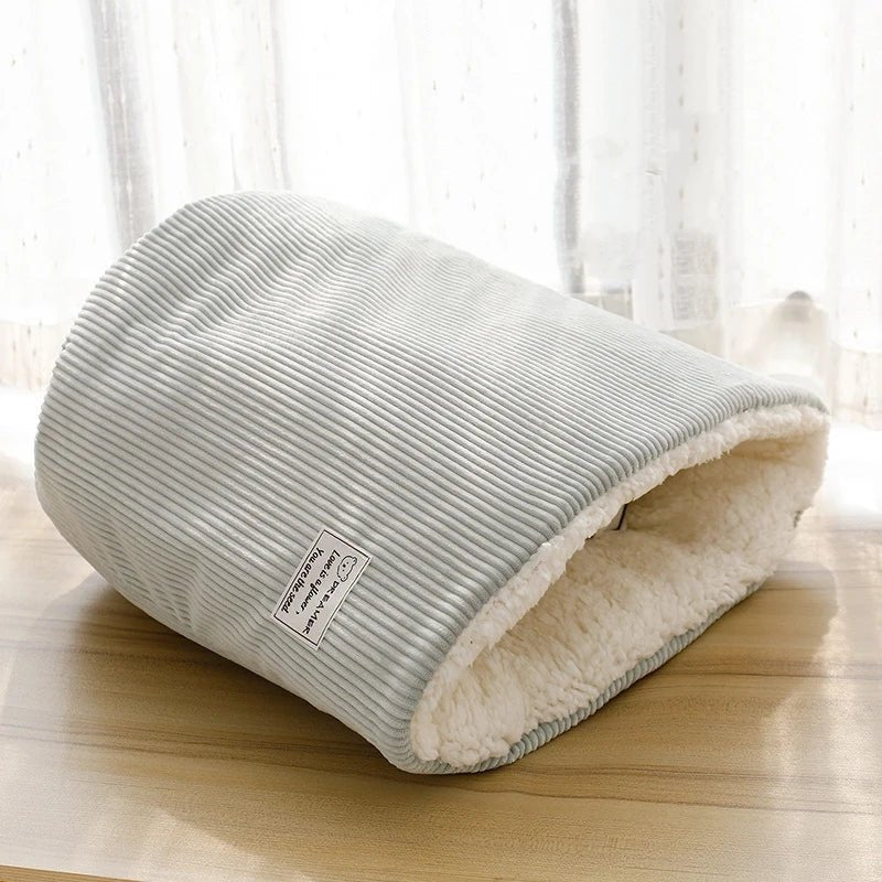 Sac de couchage pour chat en velours - Oscar et Plume