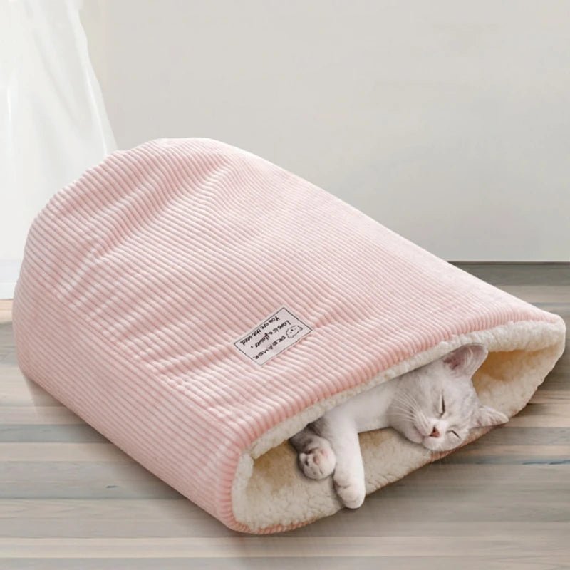 Sac de couchage pour chat en velours - Oscar et Plume