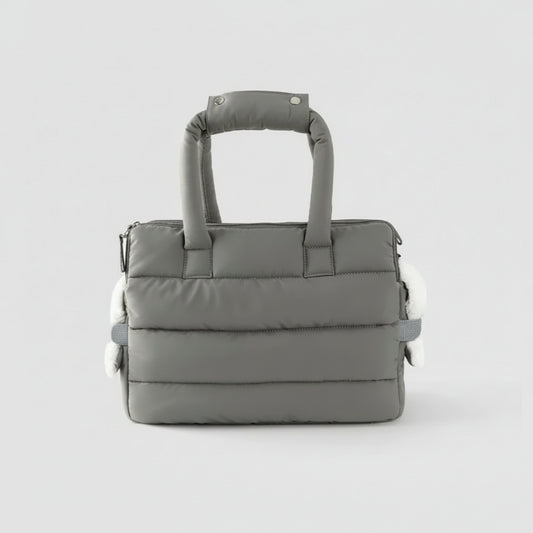 Sac de transport chaud pour petit chien en gris, idéal pour le confort des animaux en déplacement