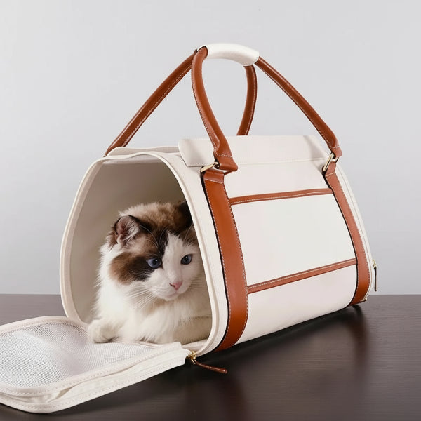 Sac de transport pour chat et petit chien Oscar et Plume en cuir blanc et marron avec ouverture latérale