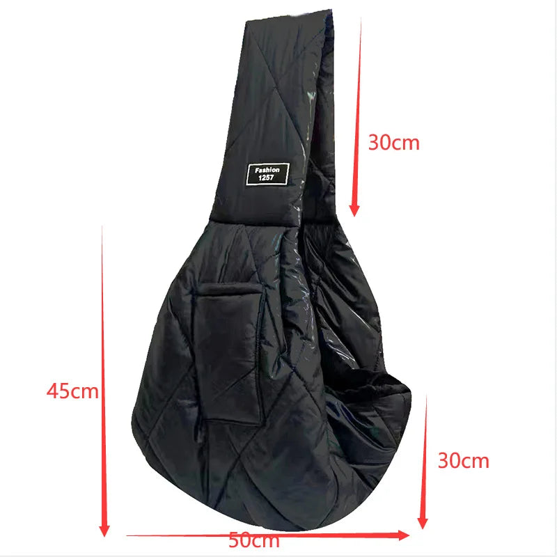 Sac de transport pour petit chien noir avec dimensions pratiques de 50cm x 30cm x 45cm