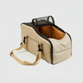 Carica l'immagine nel visualizzatore della galleria, Sac de voyage pour chien et chat Oscar et Plume avec un accès supérieur en mesh pour confort
