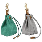 Sac friandises pour chien vert et gris avec fermeture à cordon et mousqueton doré Oscar et Plume