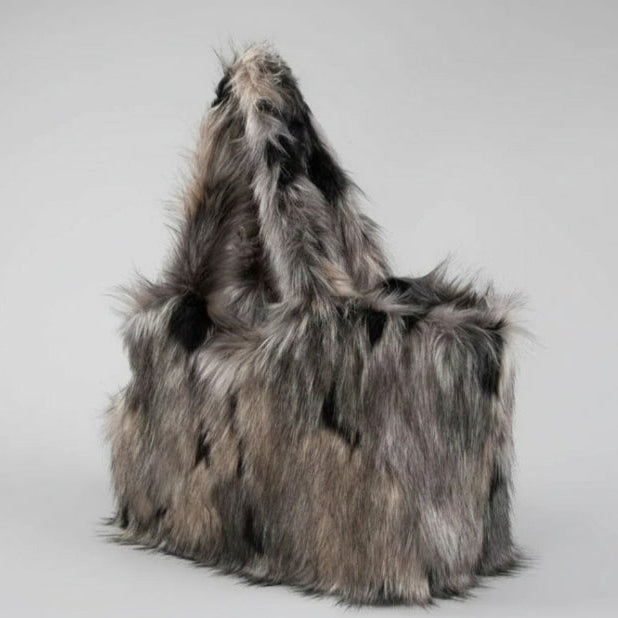 Sac pour petit chien fausse fourrure avec design élégant et doux au toucher