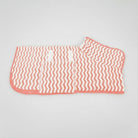 Serviette séchage chien Oscar et Plume motif zigzag orange et blanc pour un séchage rapide