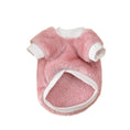 Charger l'image dans la visionneuse de la galerie, Sweat doux pour chien rose en tissu pelucheux avec bordures blanches Oscar et Plume

