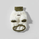 Sweat en peluche pour chien de couleur crème avec manches vertes pour un confort optimal