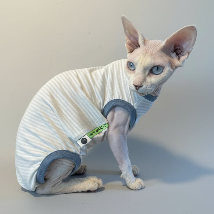 T-shirt anti UV pour chat en tissu léger avec un design rayé et une coupe confortable
