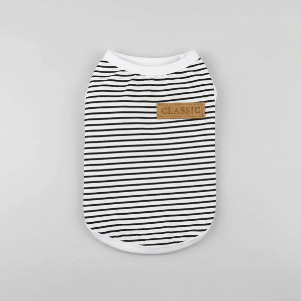 T-shirt coton pour chien à rayures noires et blanches avec étiquette en cuir.
