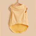 Load image into Gallery viewer, T-shirt pour petit chien Oscar et Plume Jaune / XS
