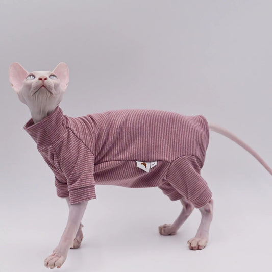 T-shirt pour chat sphynx en rayures avec une coupe confortable et élégante pour les félins tendance
