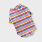 T-shirt pour petit chien à rayures colorées en jaune, violet et bleu, idéal pour le printemps