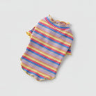 T-shirt rayé pour chat multicolore avec des manches courtes et un col froncé