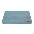 Tapis antidérapant chien et chat bleu Oscar et Plume pour confort et sécurité des animaux