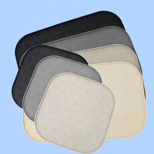 Tapis en silicone pour gamelle chien disponibles en plusieurs couleurs et tailles anti-dérapants