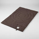 Tapis imperméable pour chien marron foncé avec rembourrage et design circulaire Oscar et Plume