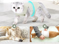 Load image into Gallery viewer, Tee-shirt post opération pour chat de Oscar et Plume, confortable et protecteur pour la guérison
