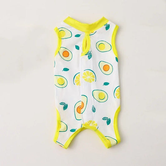 T-shirt post opération chat à motifs avocats et citrons avec bordures jaunes pour confort post-chirurgical