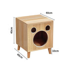 Maison chat en bois naturel avec trois ouvertures rondes et pieds en bois de 40 cm