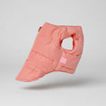 Cargar la imagen en la vista de la galería, Veste chaude pour lévrier en rose, idéale pour garder votre chien au chaud pendant les saisons froides
